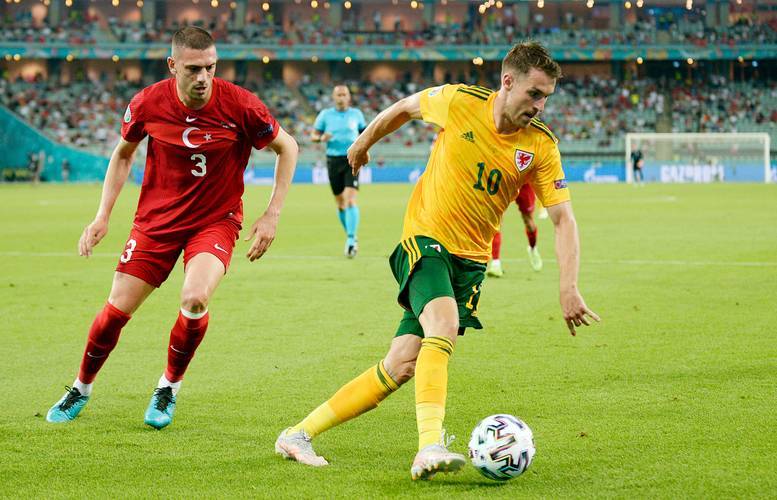 卢森堡队球员合作紧密,取得晋级机会 卢森堡队球员合作紧密,取得晋级机会