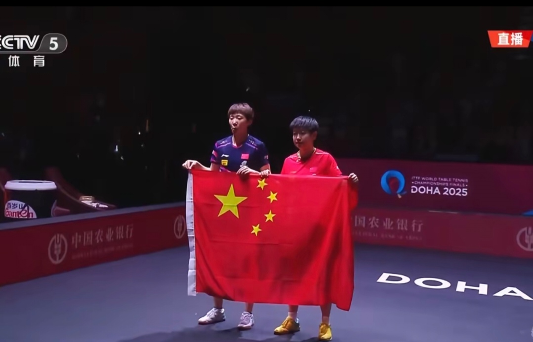 球员们冲刺全力,胜利的喜悦将属于谁 球员们冲刺全力,胜利的喜悦将属于谁