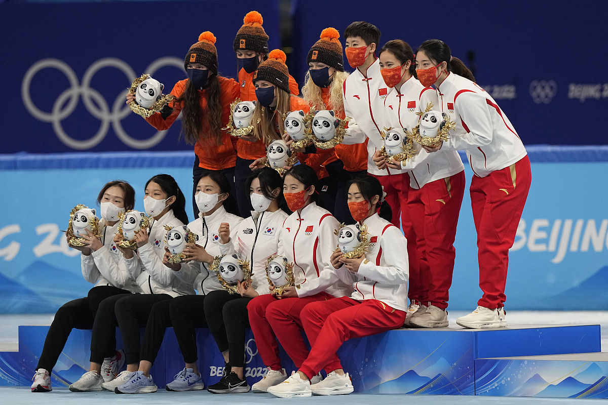 韩国运动员喜获佳绩，成绩斐然