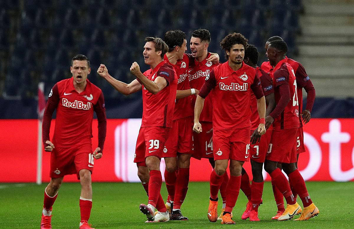 包含莱比锡RB主场大胜，夺取三分锁定欧战资格的词条