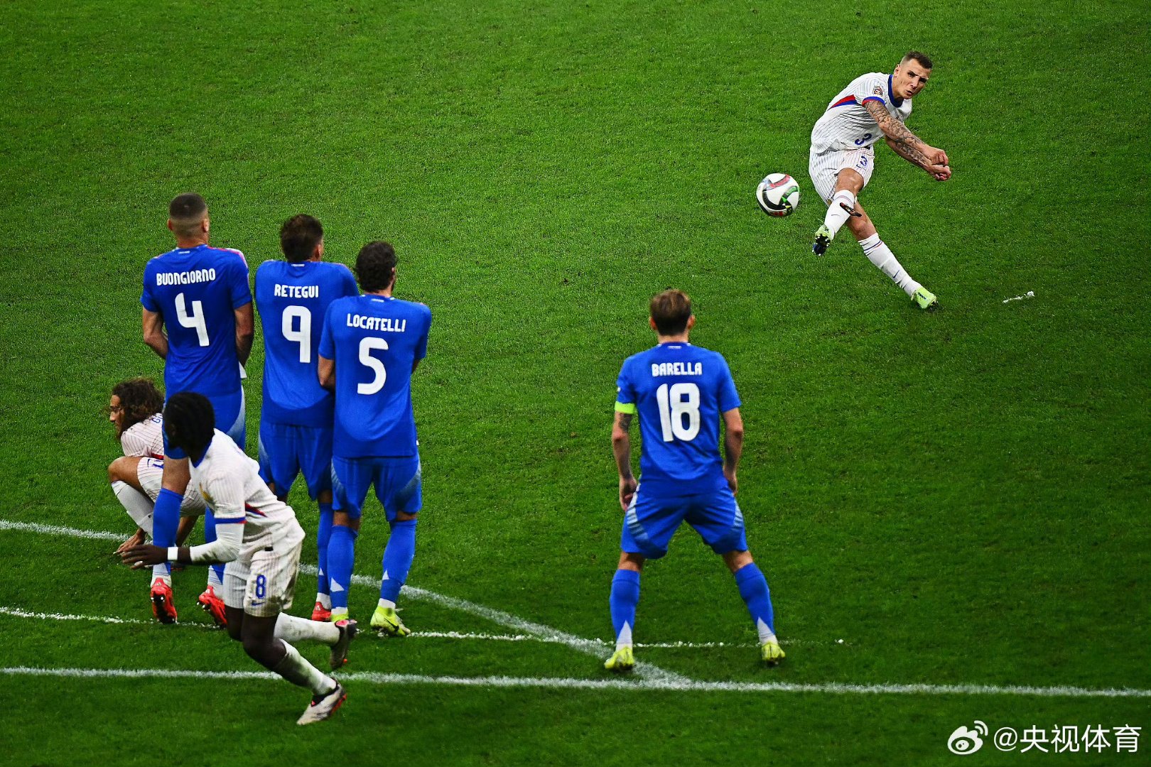 激情燃烧,欧洲杯预选赛赛场火爆 激情燃烧,欧洲杯预选赛赛场火爆