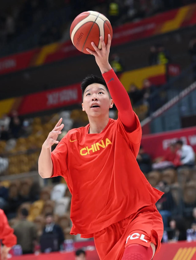 关于波兰选手屡创佳绩，成功跻身三甲的信息