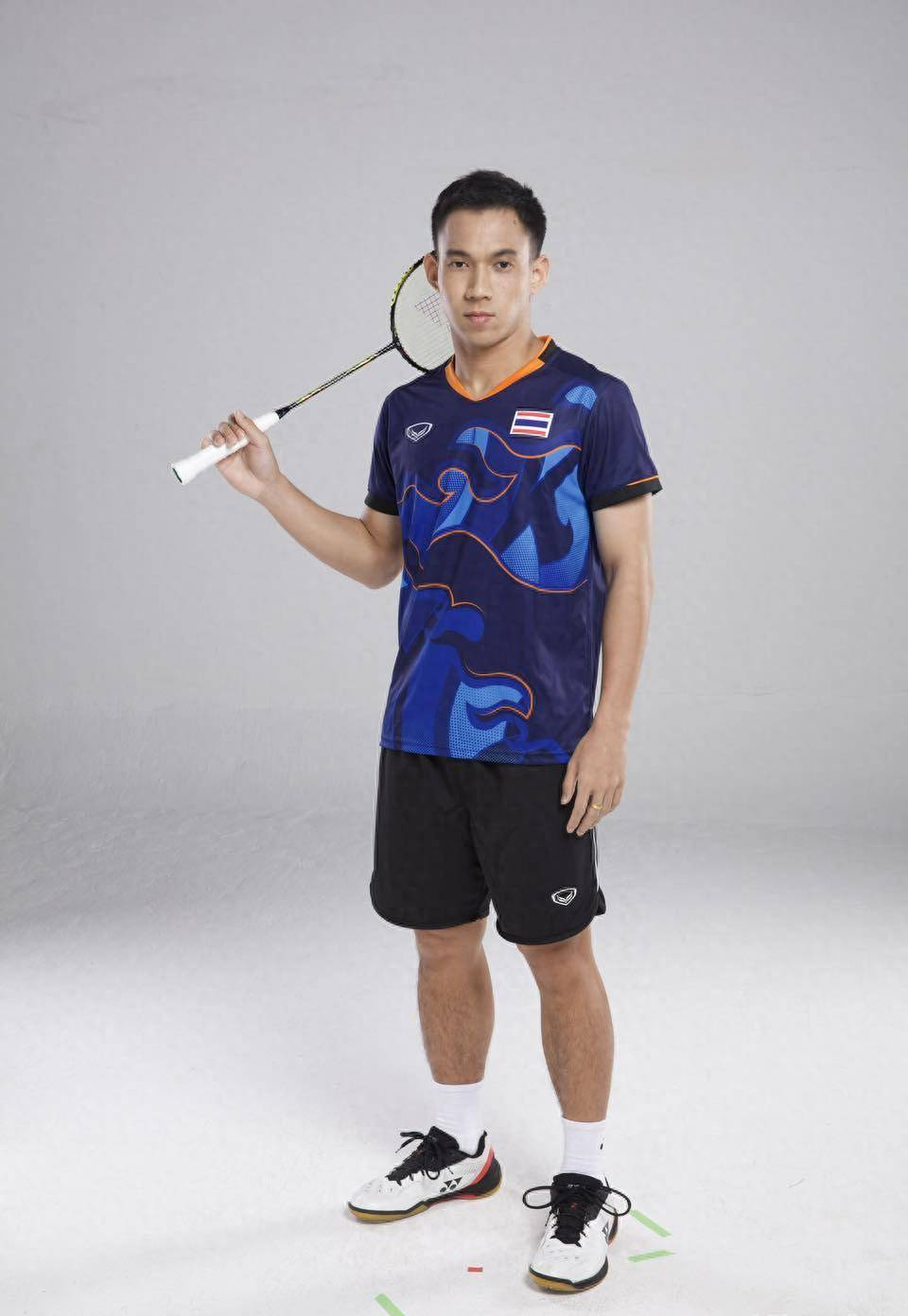 泰国运动员勇夺跳远金牌，创造佳绩