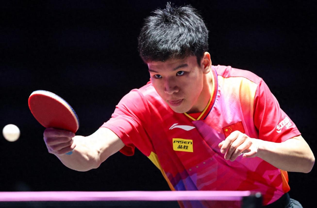 乒乓球名将表现稳健，赢得赞誉和尊重